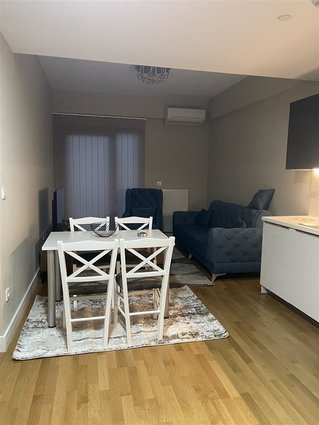 CENTAR _DAJMOND SE IZDAVA LUKS.STAN 42m2