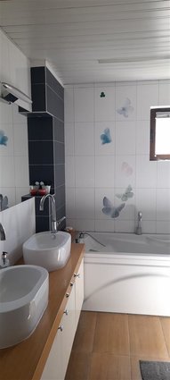 PRODAVAME_NOV STAN SPRAT 135m2 NASELBA HROM