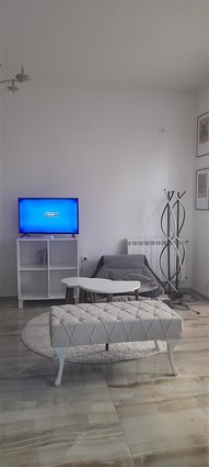 ЦЕНТАР 30м2 ПОЗАДИ ОЛИМПИСКИ _ГАРСОЊЕРА