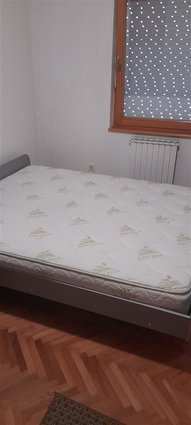 Naselba Hrom se izdava stan 70m2