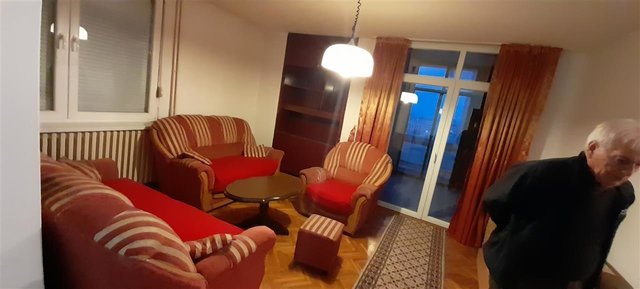 Namesten stan 85m2 vo Centar