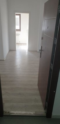 Kapistec 90m2 prazen 4soben za firma ili ziveenje