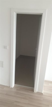 Cento 73m2 nov stan vseliv na pocetok