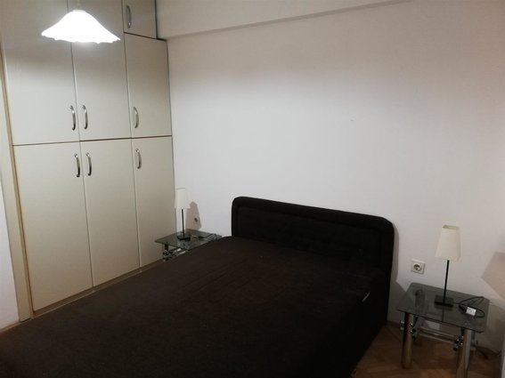 CENTAR SE IZDAVA STAN 55m2 DO GRCKA AMBASADA