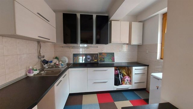 Hrom dvosoben 57m2 renoviran i opremen stan