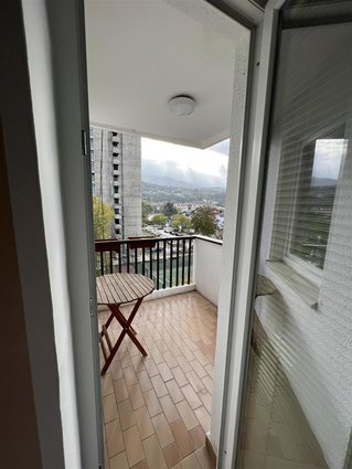 Taftalidze kaj pazarot 59m2 trosoben stan