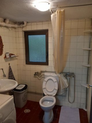 SE IZDAVA NAMESTEN STAN 50m2 VO CRNICE