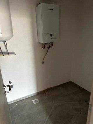 Se prodava stan 126 m/2 na 7 Kat nad Sparkasse Banka