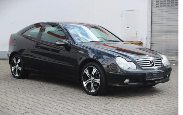 Prodavam mercedes coupe c180