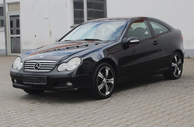 Prodavam mercedes coupe c180