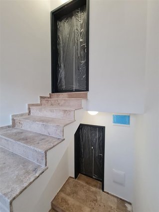 Centar park nov objekt 200m2 za kancelarisko rabotenje