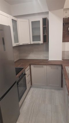 CENTAR DO KORCHAGIN SE IZDAVA NOV STAN 60m2