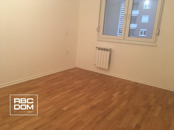 63м2 izdavanje Aerodrom