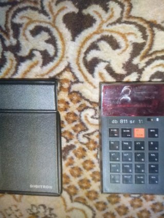 Digitron (kalkulator) - Oltajmer