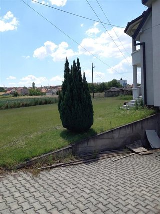 Radisani 270m2 nova kuka na 830m2 plac