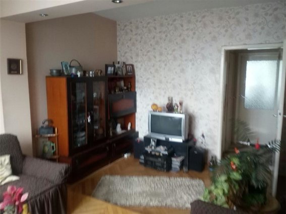 PRODAZBA STAN 69-TOPANSKO POLE- TOP CENA