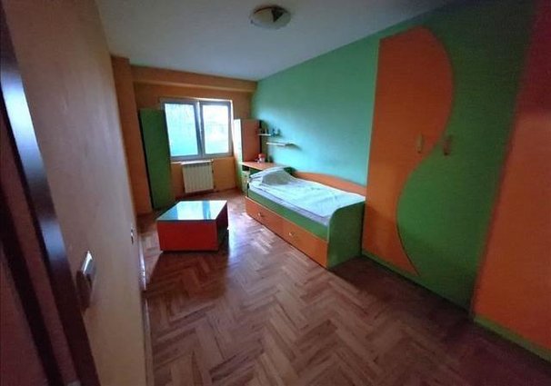 Се продава стан 74м2, Тафталиџе 1