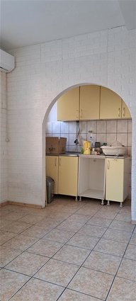 Centar kaj holandska amb 76m2 idealen za deloven