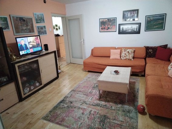 Karpos 2 trosoben 79m2 na 1kat