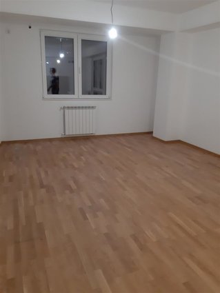 IZDAVANJE NOV PRAZEN STAN -TOBAKO 2-3 SPALNI