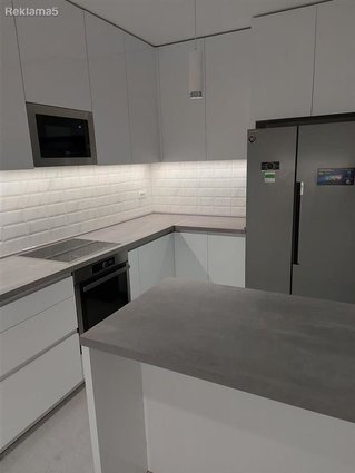 CENTAR DO SOBRANIE NA RM 130m2