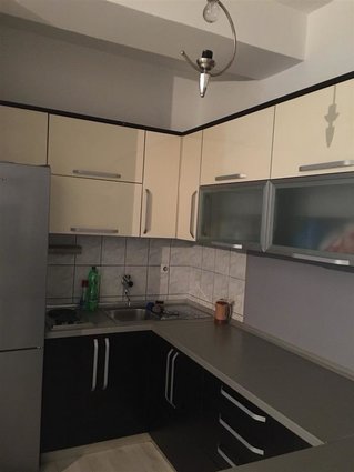 Se iznajmuva stan vo Centar Tetovo