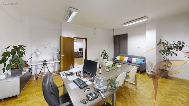 Се Продава деловен простор 153м2,К.Вода