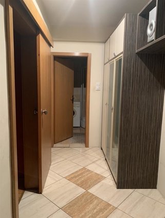 SE IZDAVA TOP STAN 50M2 DEBAR MAALO