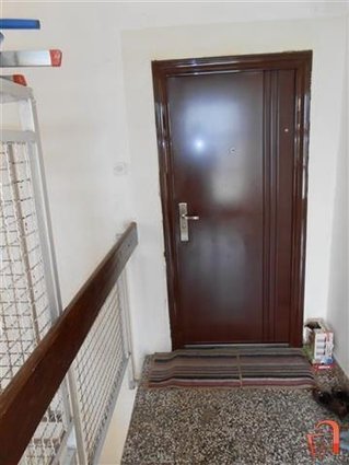 Stan 76m2 i 6 m2 pomosni prostoriiI