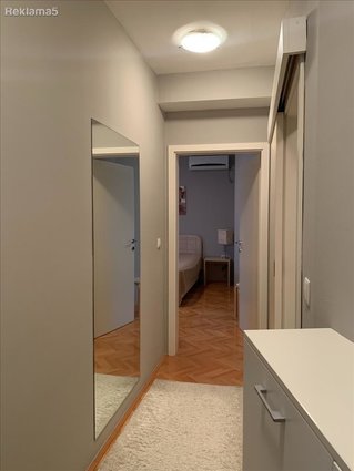 Се продава Луксузен четворособен стан 90м2,Козле