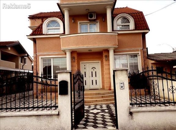 Се продава луксузна куќа-вила , нас.Лисиче