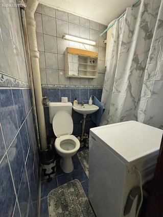 СЕ ПРОДАВА ДВОСОБЕН 51М2 СТАН ВО КАРПОШ 3