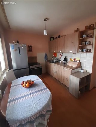 СЕ ПРОДАВА НАМЕСТЕН ТРОСОБЕН 74М2 СТАН ВО КАРПОШ 4