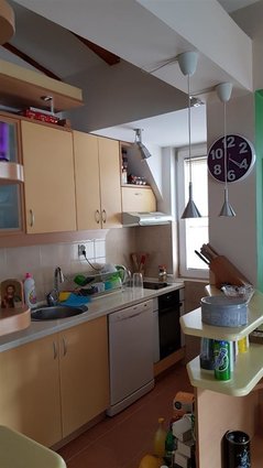 Karpos 1 trosoben 67m2 opremen so mebel