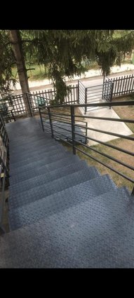 PRZINO_ SE PRODAVA STAN 1-VI SPRAT 137m2