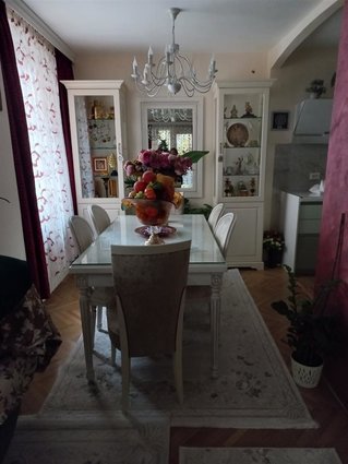 Centar Gr.Zid kuli trosoben komplet renoviran