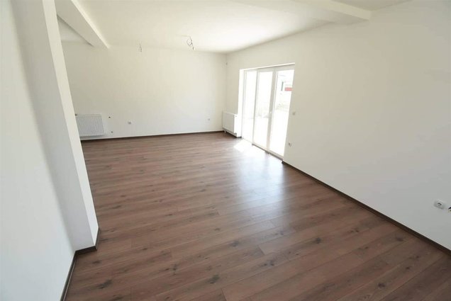 Dracevo nova edinecna kuka 120m2 so dvor 325m2