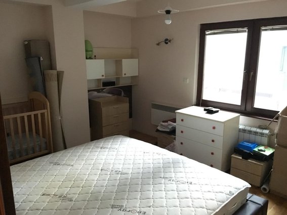 Centar trosoben stan 81m2 na 1kat