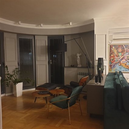 Centar ubav 4soben stan 104m2 opremen