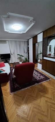 SE IZDAVA STAN SO DVOR 65 M2 -AERODROM