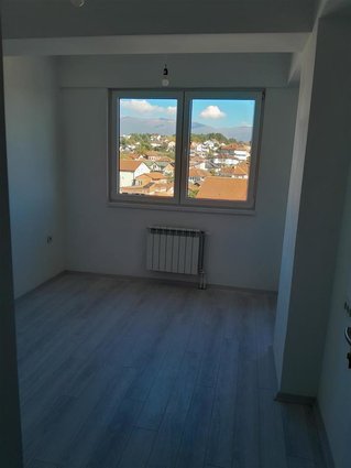 NOV STAN 45 M2 -NAS. SHUTOORIZARI- KOMPENZACIJA