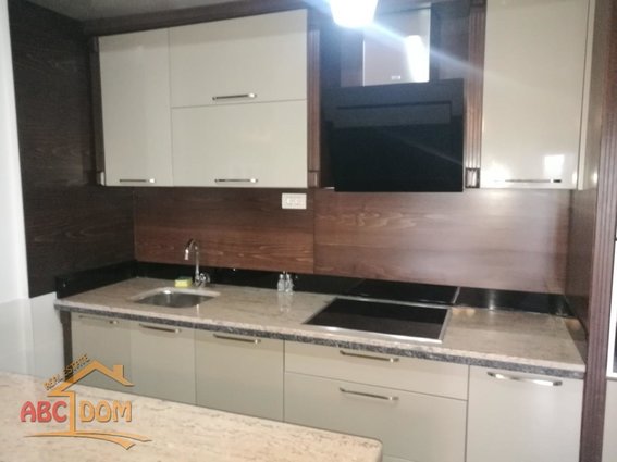 Se izdava stan od 67m2 vo Karpos