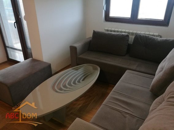 Se izdava stan od 67m2 vo Karpos