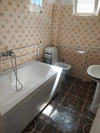 Iznajmuvame stanovi-Jepet banesa me Qira