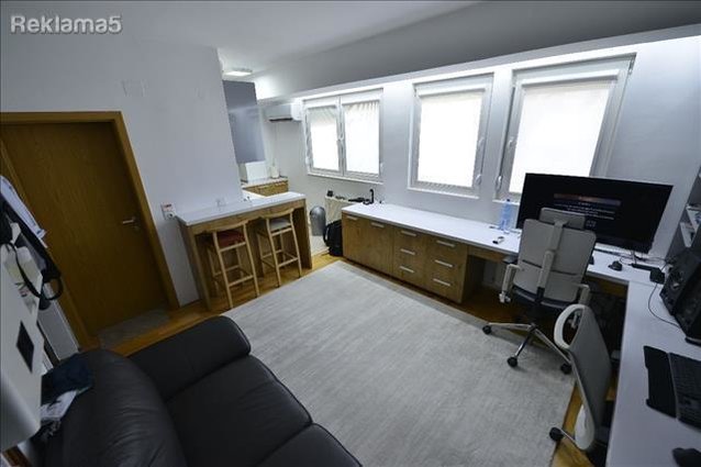 ЕКСЛУЗИВНА ЛУКСУЗНА ПОНУДА!!! Се продава стан 158м2 комплетн