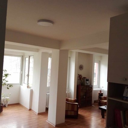 Се продава стан 90м2, Аеродром