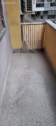 СЕ ПРОДАВА 3-СОБЕН 52М2 СТАН ВО ЦЕНТАР