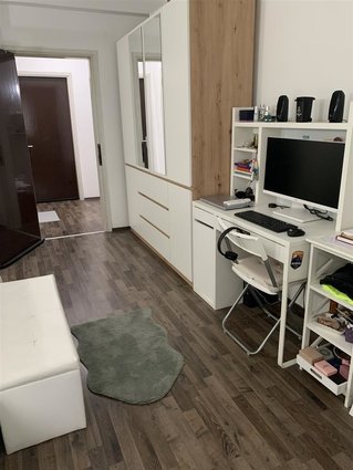 PRZINO : SE PRODAVA STAN_SPRAT 137m2