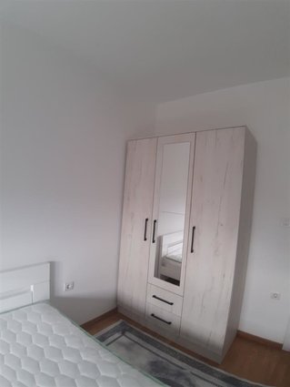 IZDAVANJE NOV STAN -TOBAKO 2-78 M2-3 SPALNI