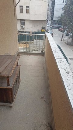 CENTAR D MALO B AMBASADA 61M2